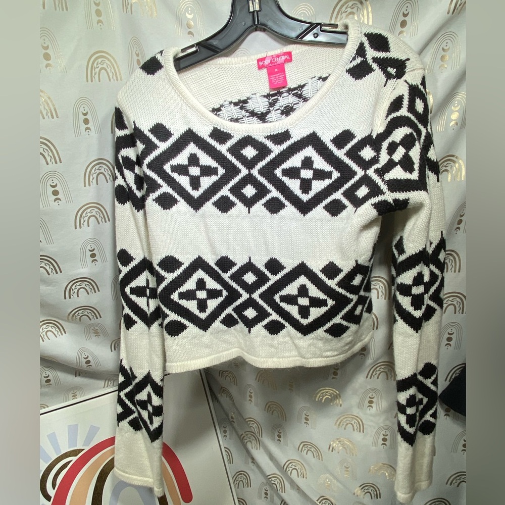 Body Central Black and White Knit Sweater
